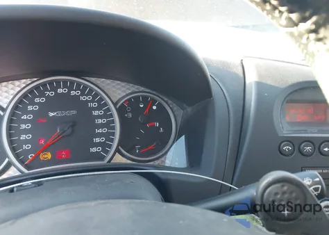 2006 Pontiac Grand Prix Gxp z USA, uszkodzony, nr VIN 2G2WC58C461104392